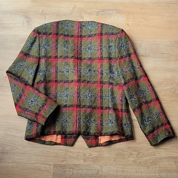 Plaid Women's Jacket - Picture 3 of 10